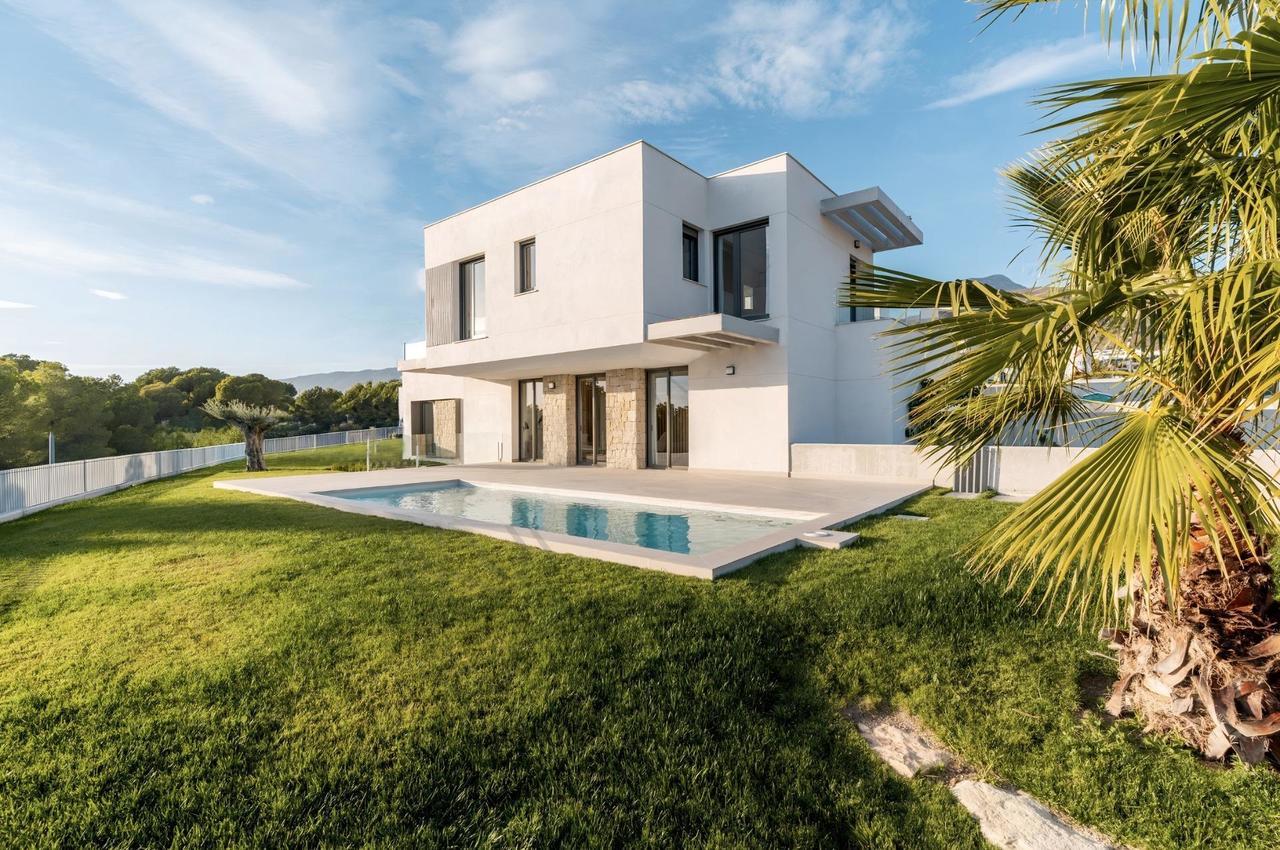 3 bedroom Villa for sale in Finestrat