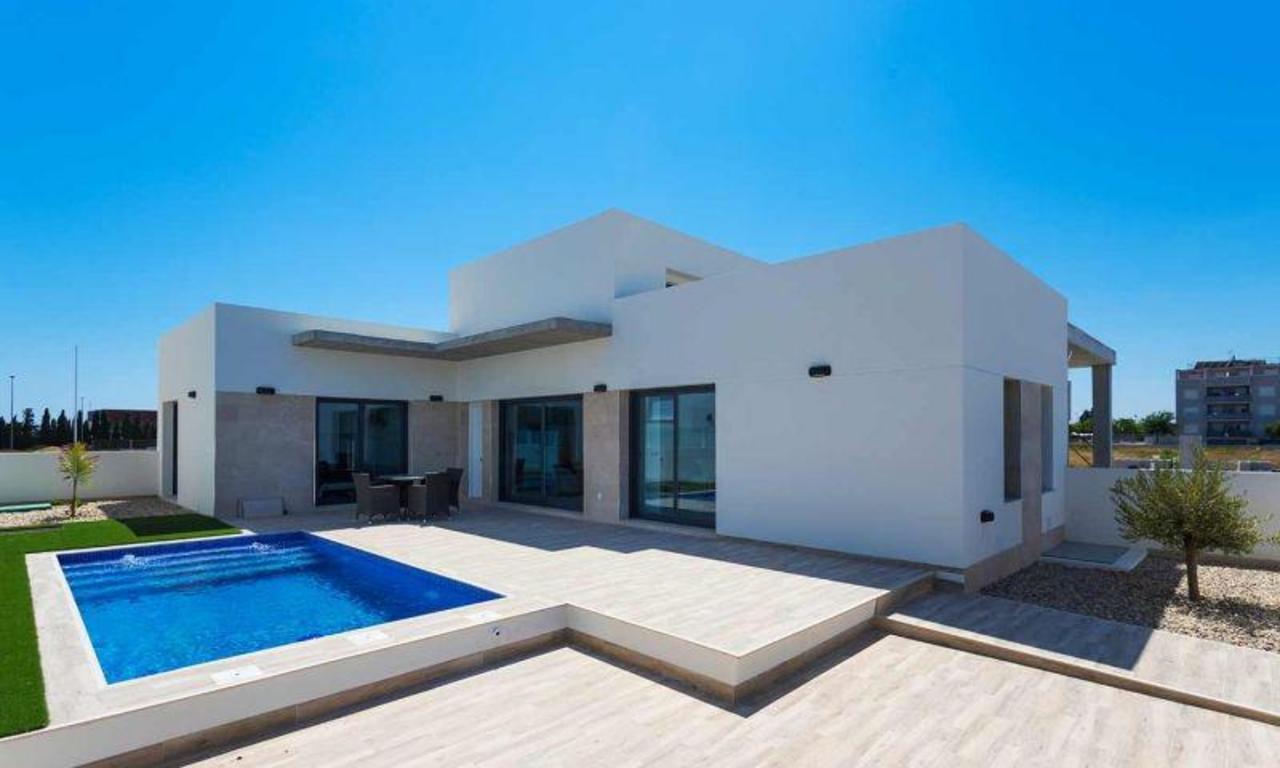 3 bedroom Villa for sale in Daya Nueva