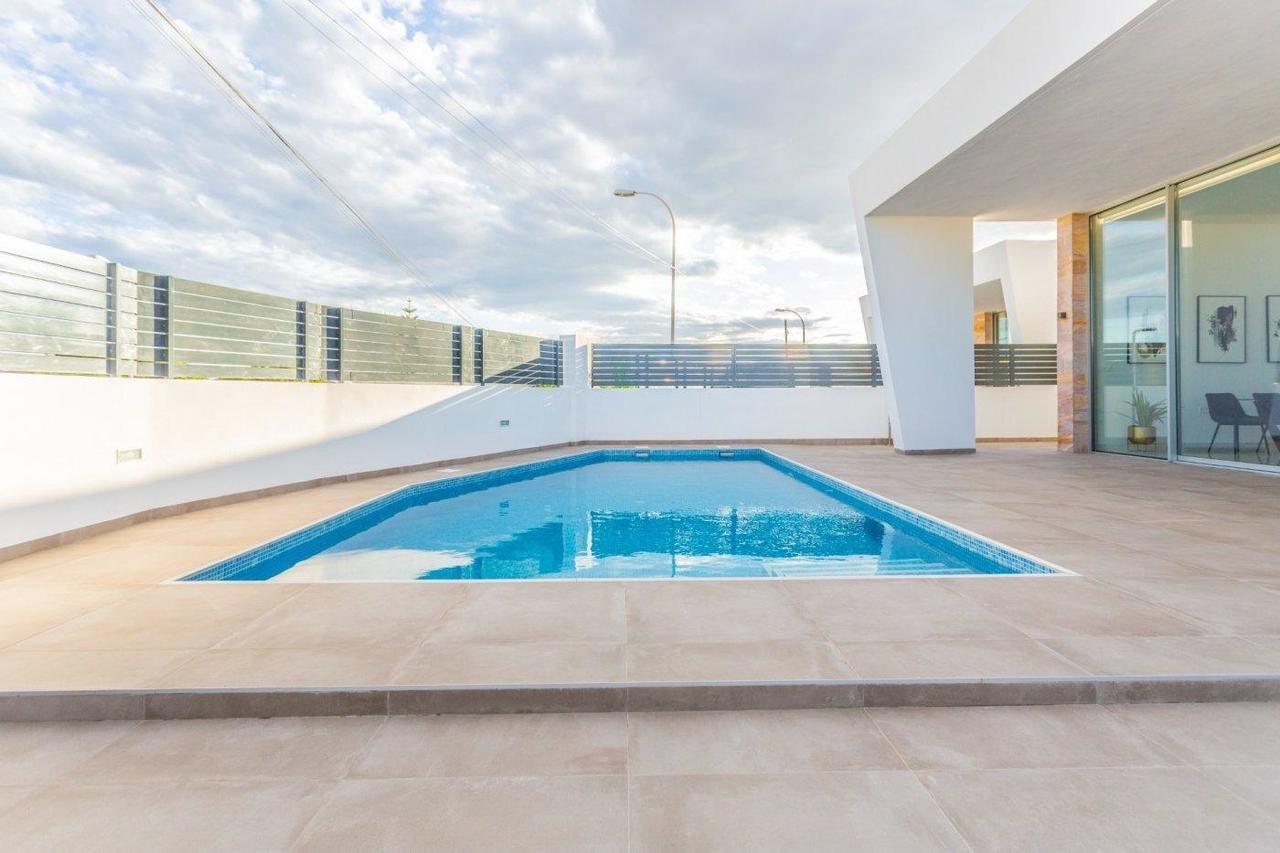 3 bedroom Villa te koop in Torrevieja
