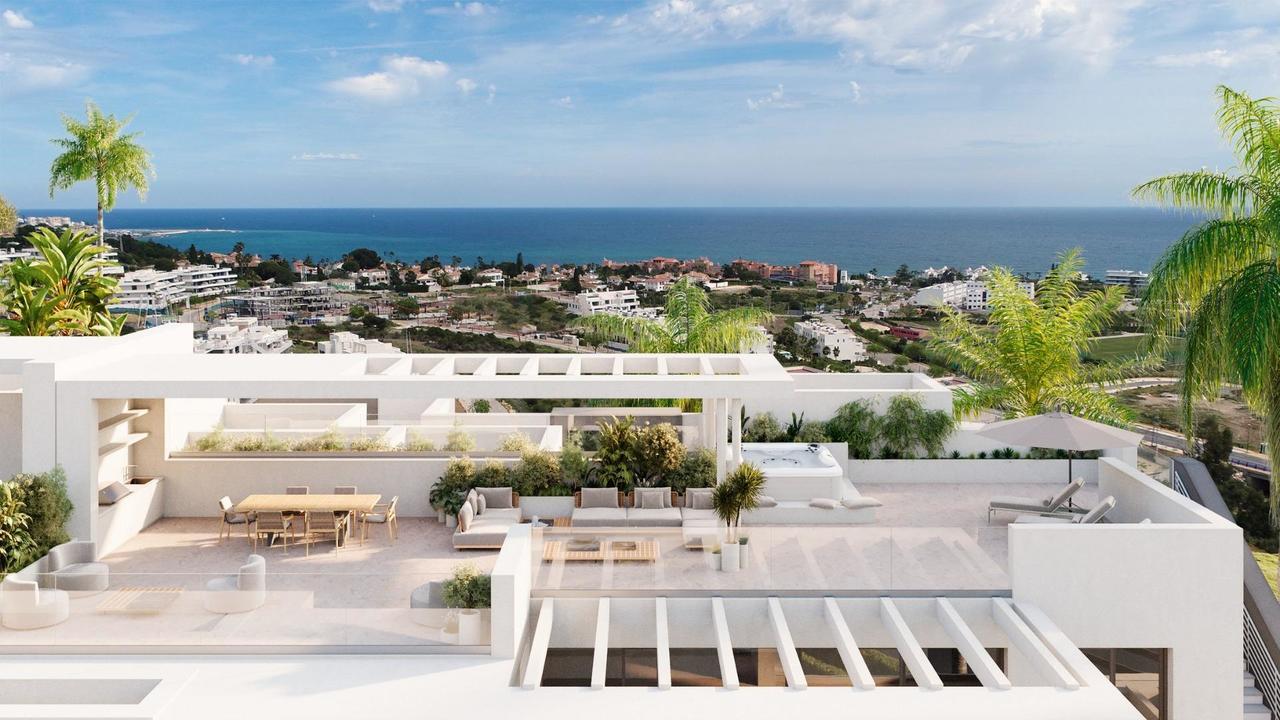3 bedroom Penthouse for sale in Estepona