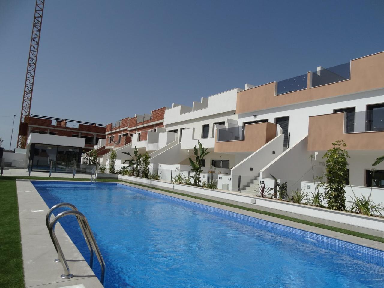 2 bedroom Bungalow for sale in Pilar de la Horadada
