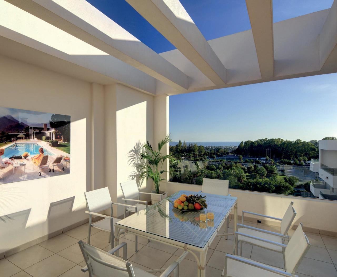2 bedroom Penthouse for sale in Marbella