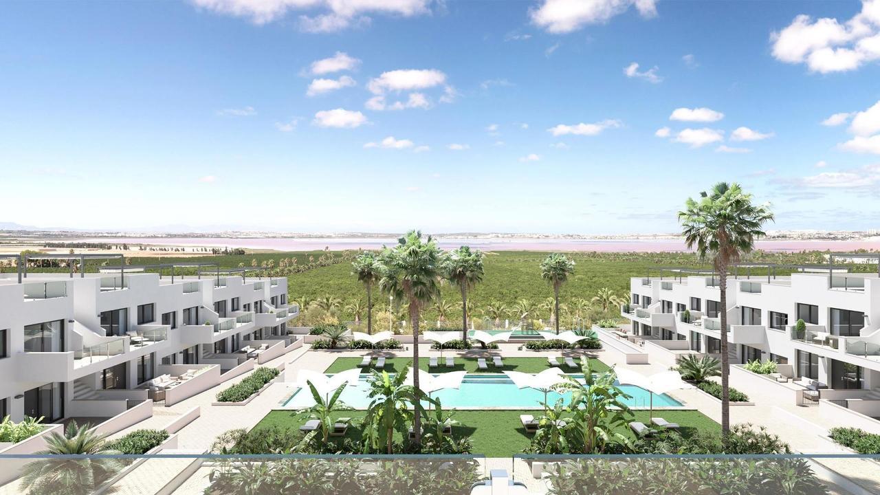 2 bedroom Bungalow for sale in Torrevieja