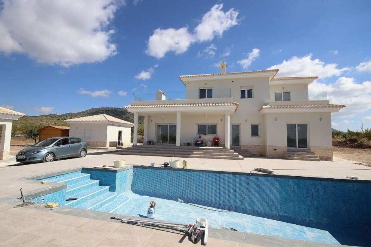 4 schlafzimmer Villa 
zum verkauf in Pinoso