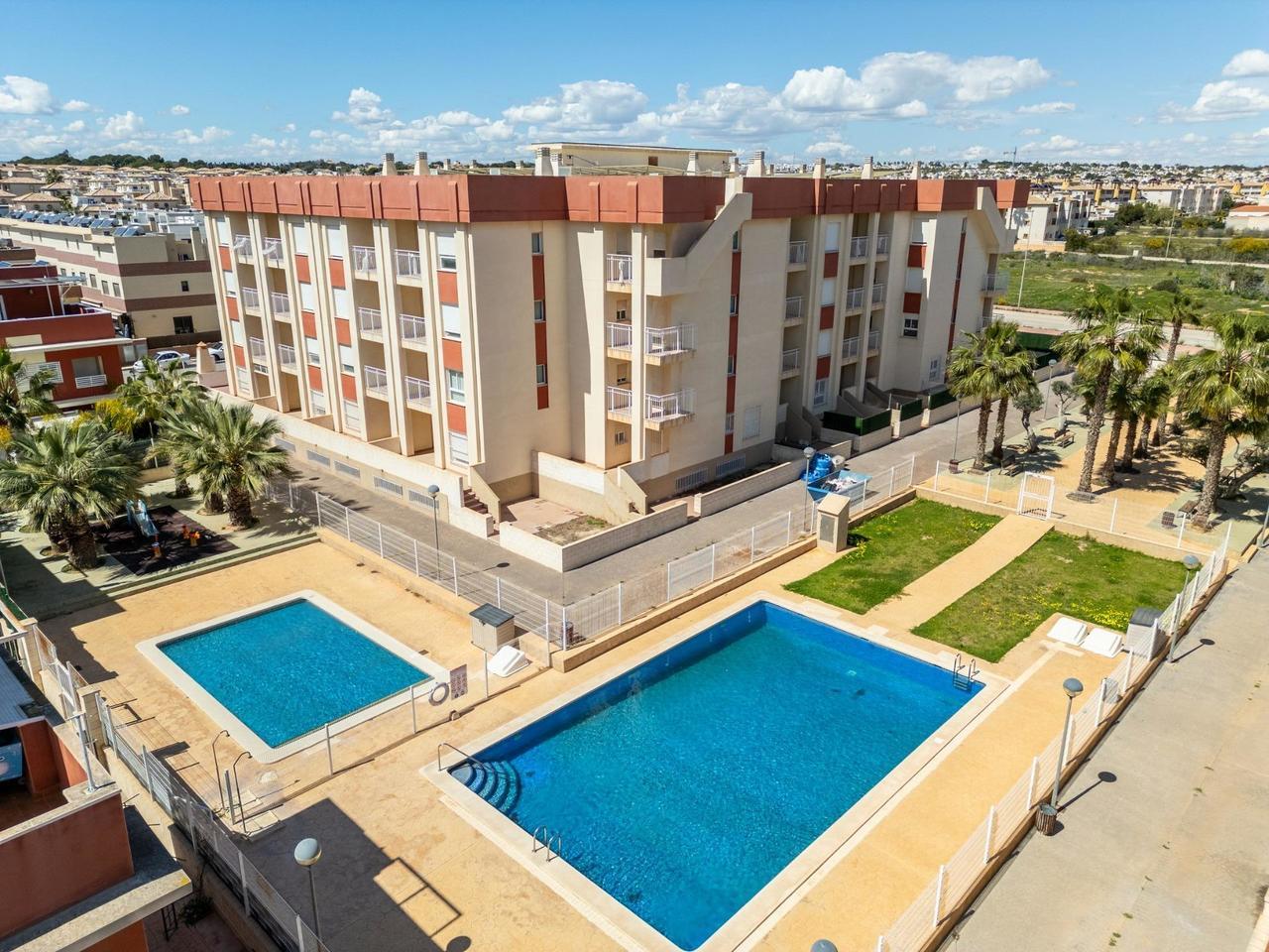 2 bedroom Apartment for sale in Orihuela Costa