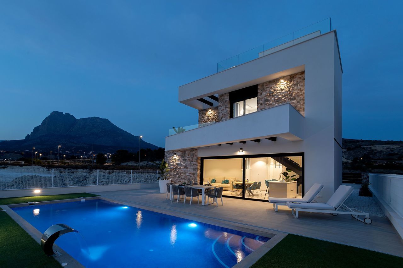 3 bedroom Villa for sale in Finestrat
