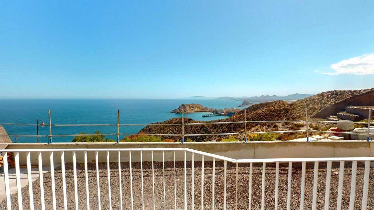 2 bedroom Penthouse for sale in Aguilas