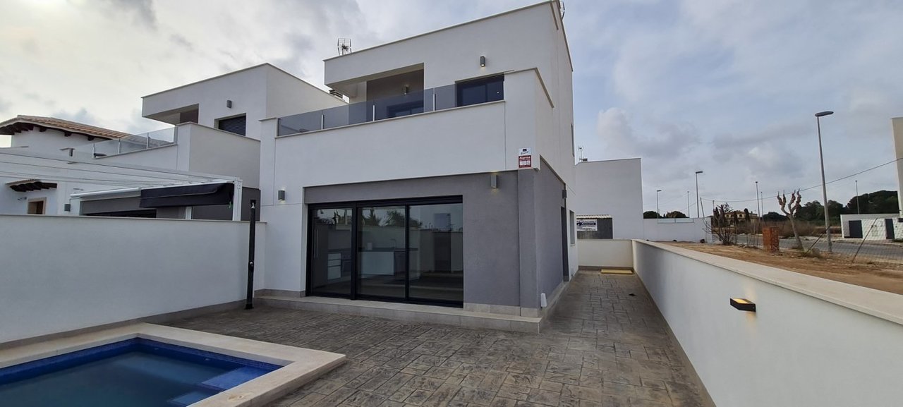 3 bedroom Villa for sale in Orihuela Costa