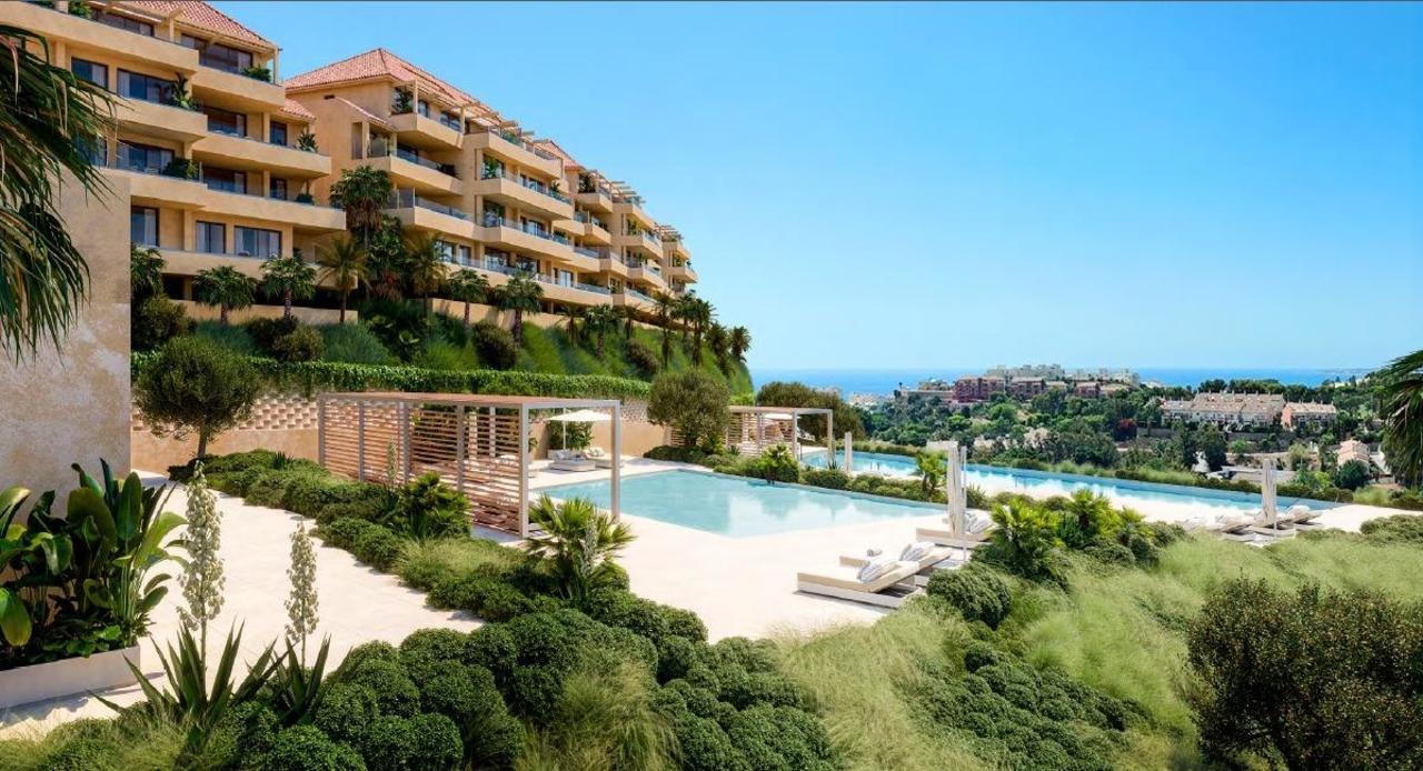 2 bedroom Apartment for sale in Benalmadena