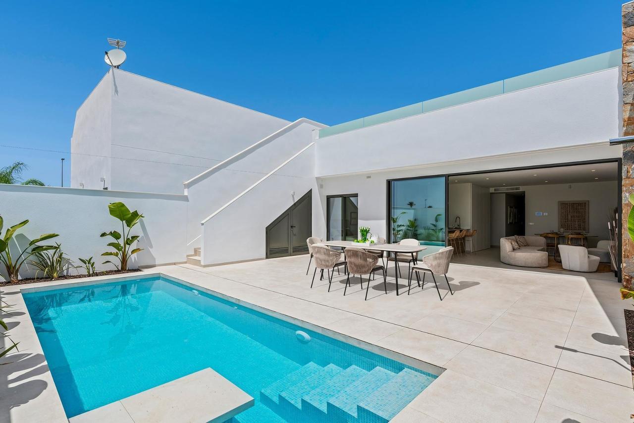 3 bedroom Villa for sale in Los Alcazares