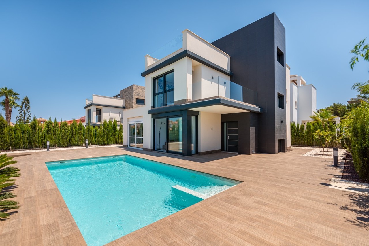 4 bedroom Villa for sale in Cabo de Palos