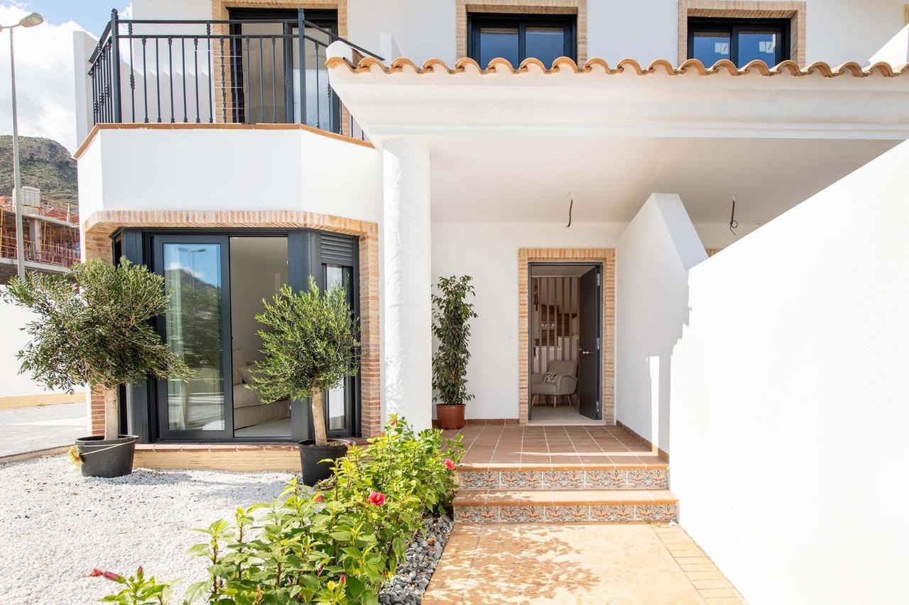 3 bedroom Townhouse for sale in Cox