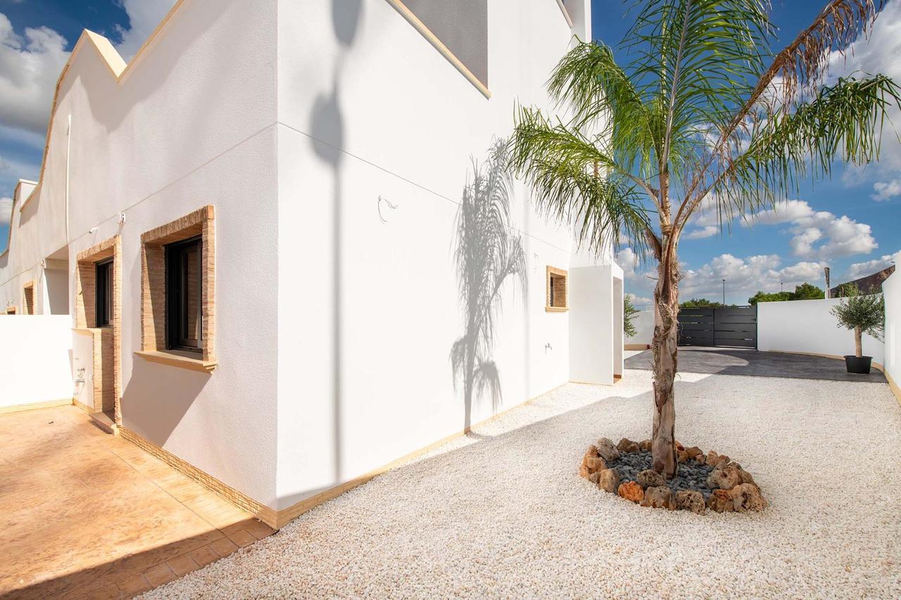 3 bedroom Bungalow for sale in Cox