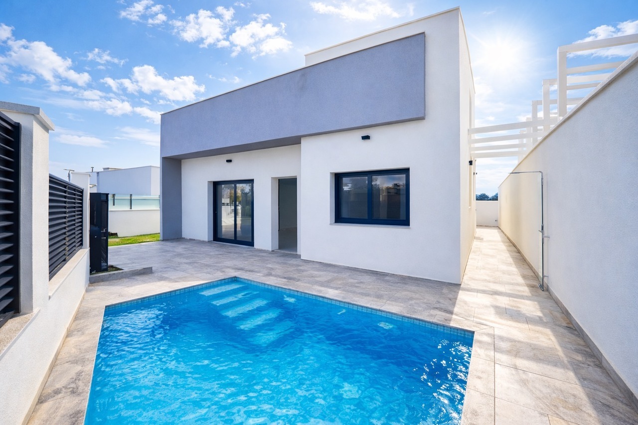3 bedroom Villa for sale in Pinar de Campoverde