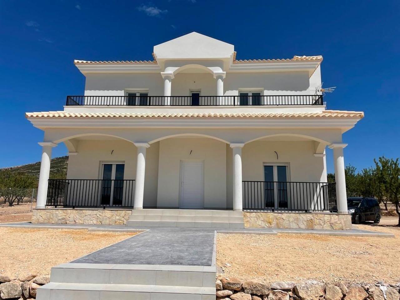 4 bedroom Villa for sale in Pinoso