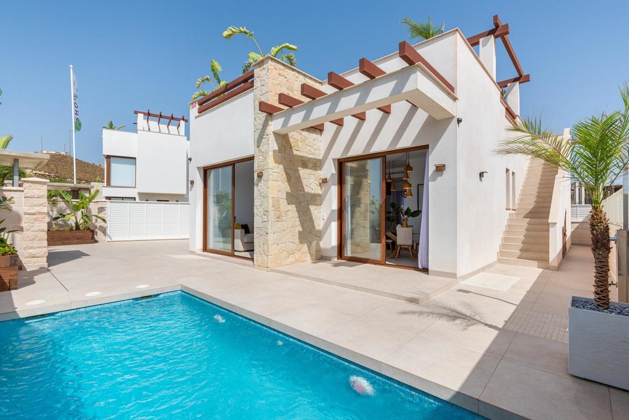 2 bedroom Villa for sale in Vera