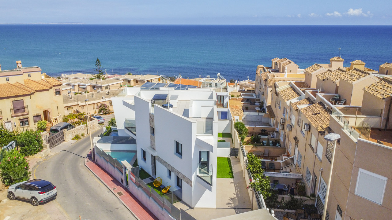3 bedroom Villa for sale in Torrevieja