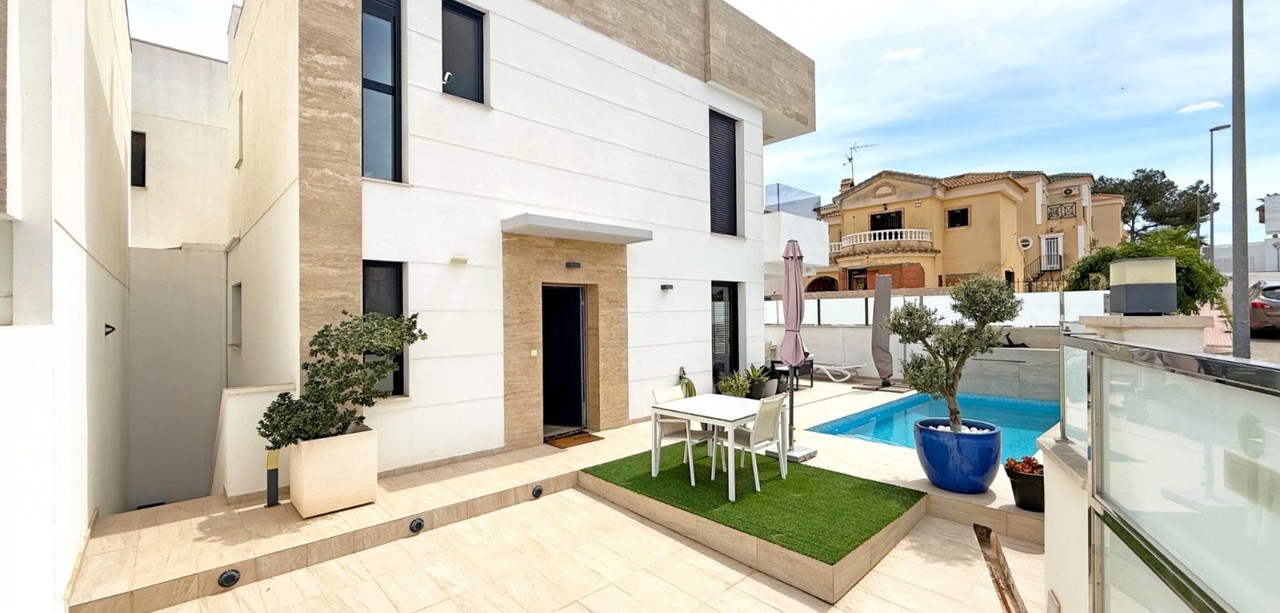 3 bedroom Villa à vendre à Orihuela Costa