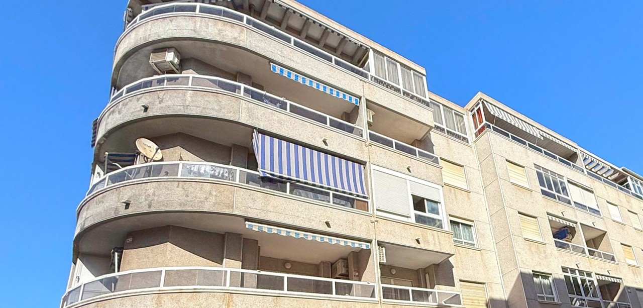 2 bedroom Apartamento se vende en Torrevieja