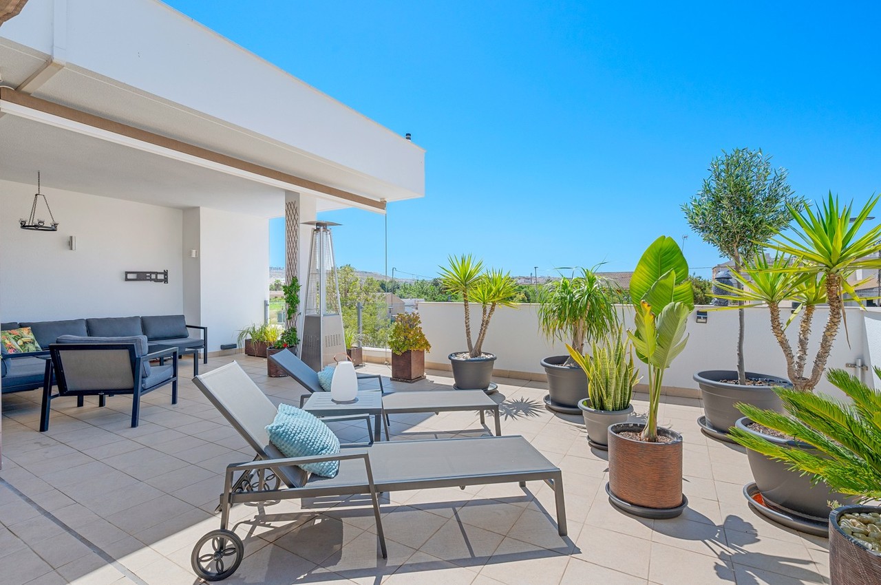 3 bedroom Townhouse for sale in Formentera del Segura