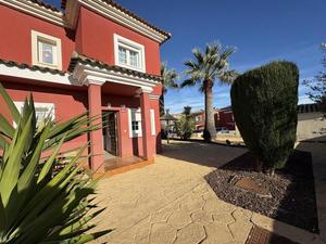 2 bedroom Villa for sale in Altaona Golf and Country Village