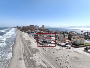 6 bedroom Villa for sale in La Manga