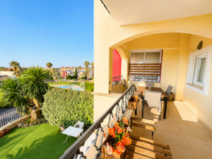 2 bedroom Apartment for sale in Altaona Golf and Country Village