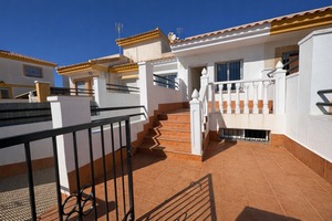 2 bedroom Townhouse for sale in Sucina