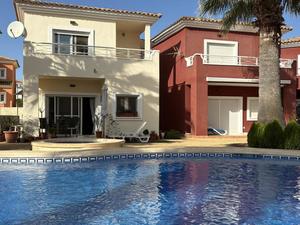 2 bedroom Villa for sale in Altaona Golf and Country Village