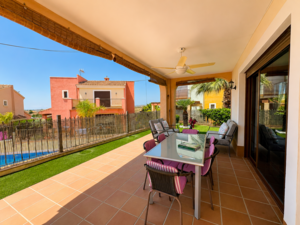 3 bedroom Villa for sale in Altaona Golf and Country Village