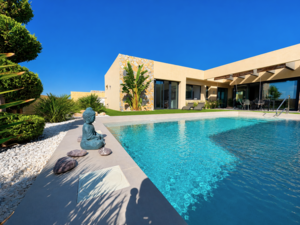 3 bedroom Villa for sale in Altaona Golf and Country Village