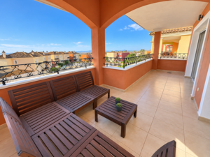 3 bedroom Apartment for sale in Altaona Golf and Country Village