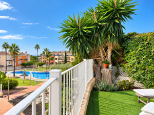 2 bedroom Apartment for sale in Altaona Golf and Country Village