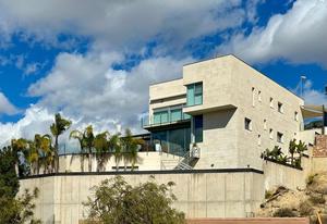 4 bedroom Villa for sale in Murcia