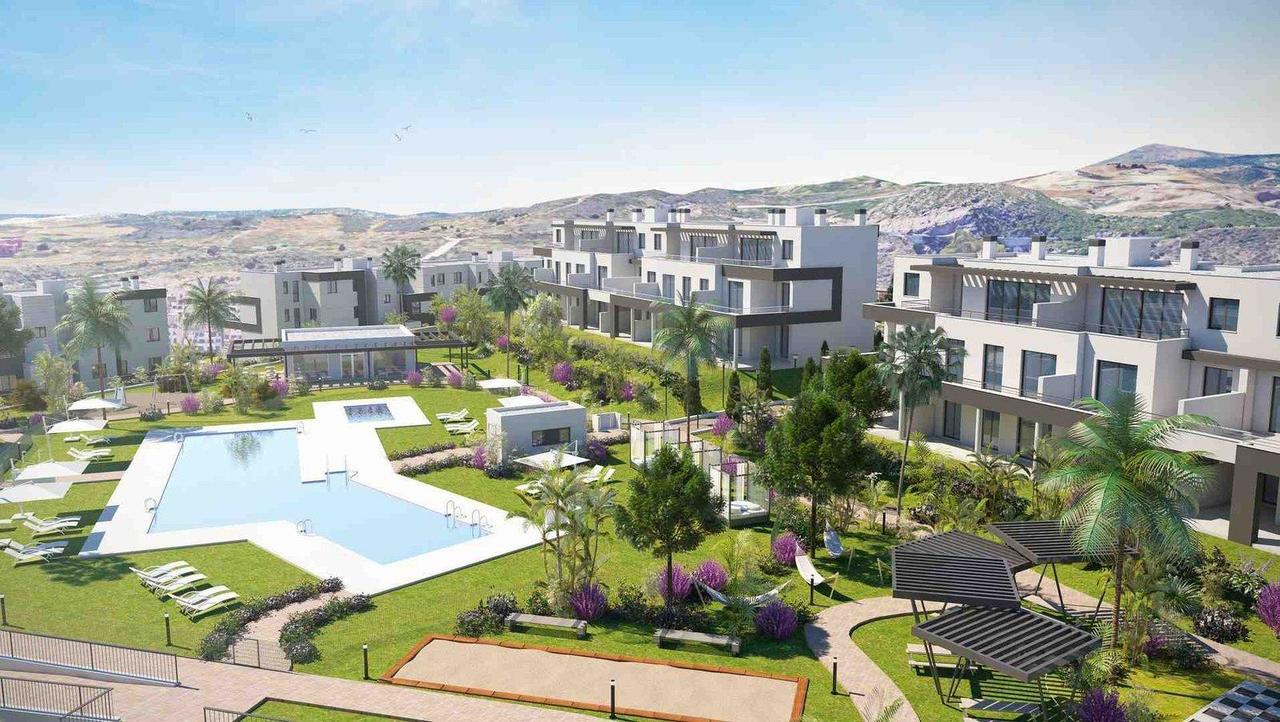 3 bedroom Apartment for sale in Estepona