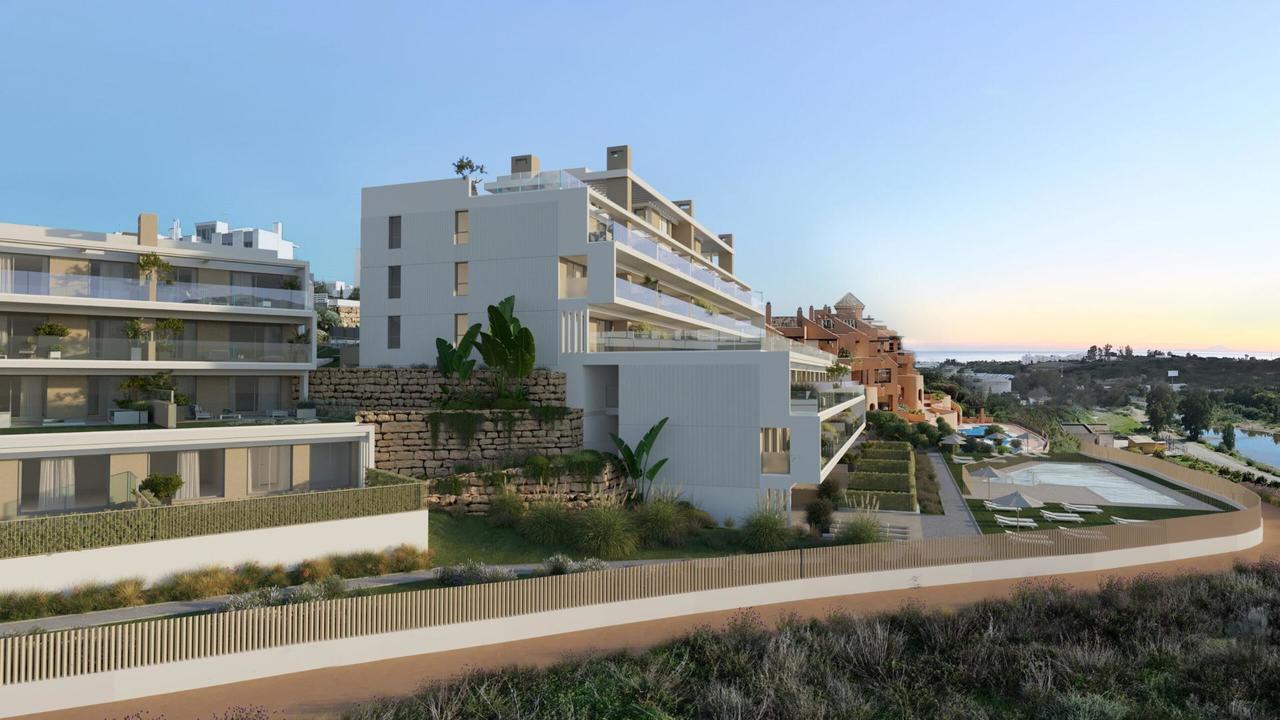 3 bedroom Apartment for sale in Estepona