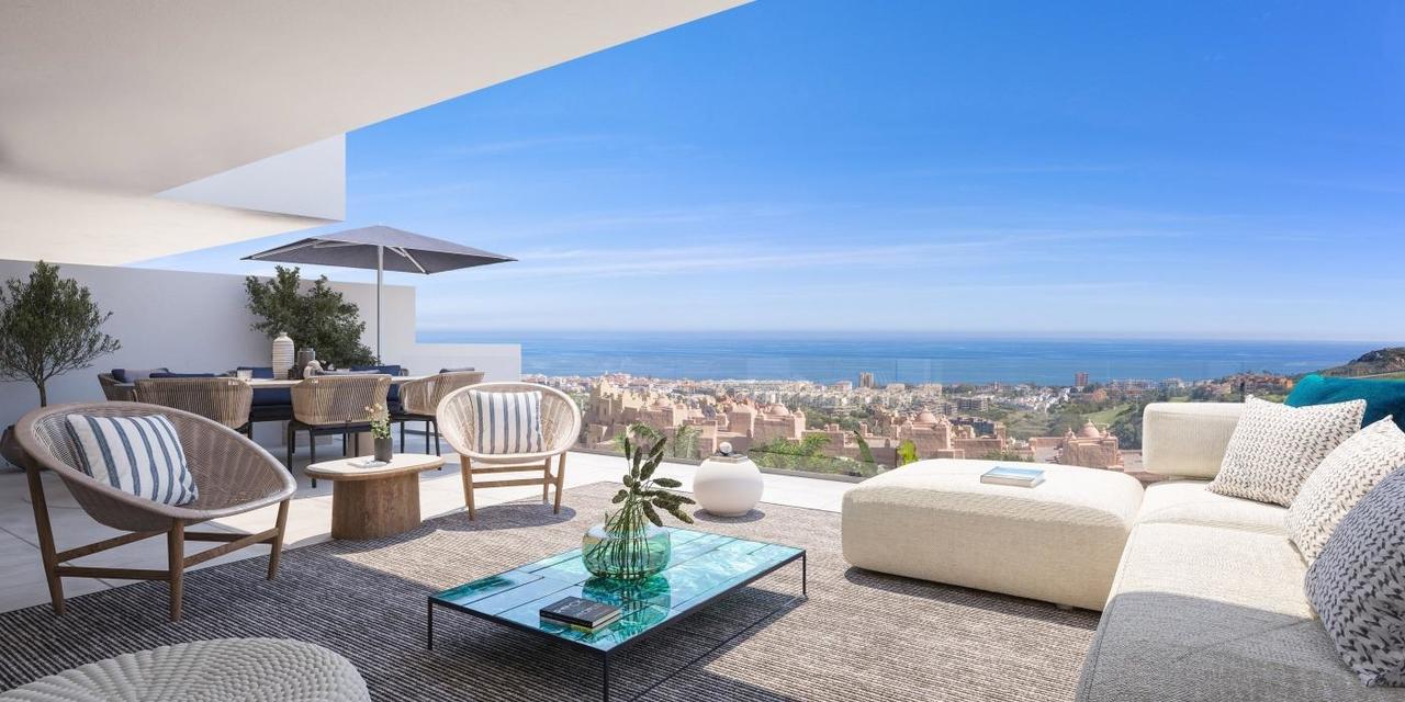 2 bedroom Penthouse for sale in Manilva