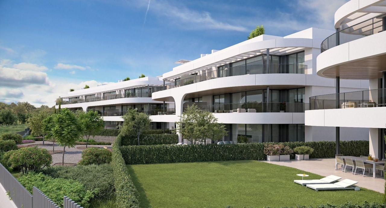 3 bedroom Apartment for sale in Estepona