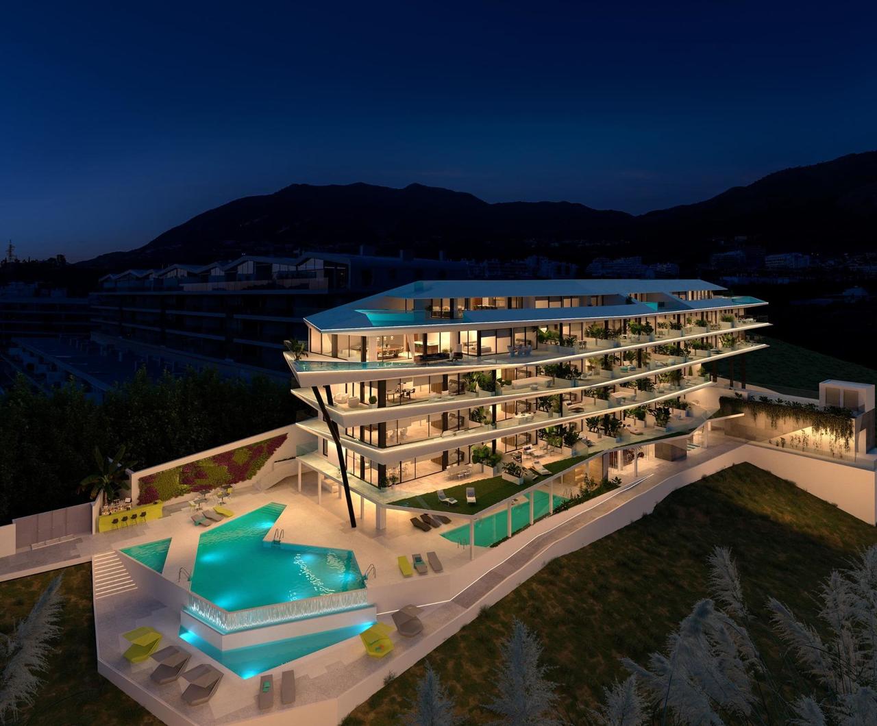 3 bedroom Apartment for sale in Fuengirola