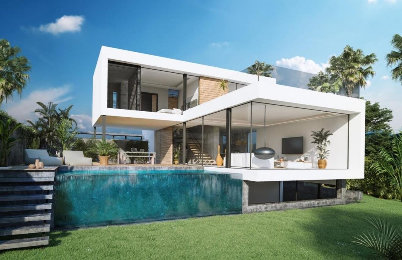 4 bedroom Villa for sale in Estepona