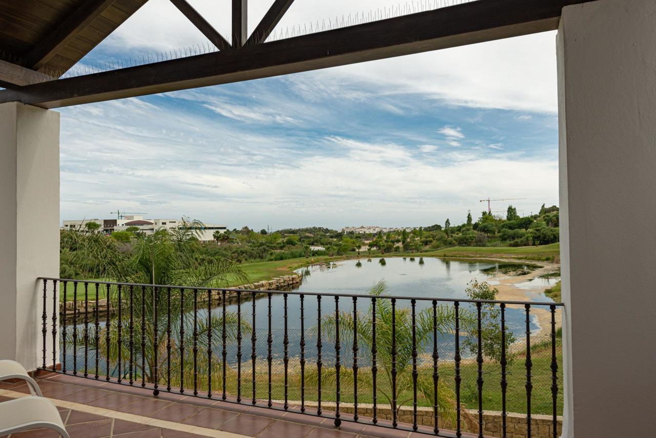 4 bedroom Villa for sale in Estepona