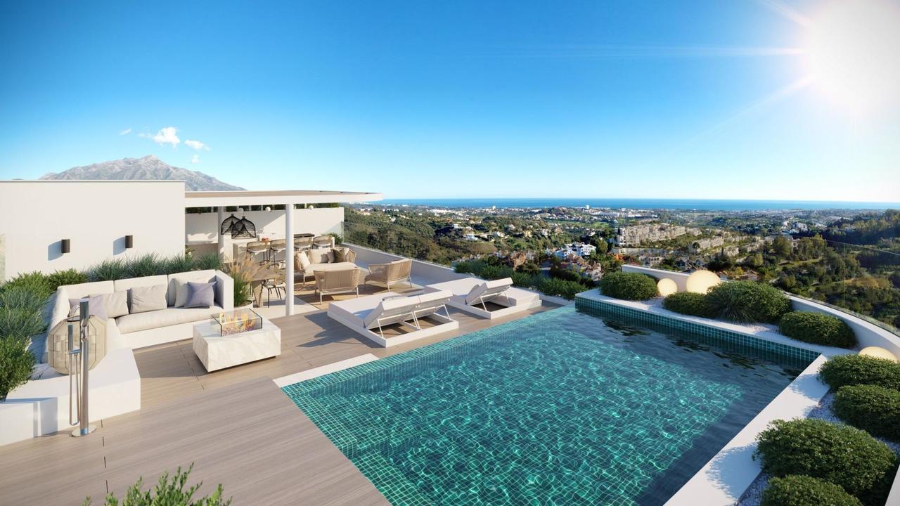 4 bedroom Planta Alta se vende en Benahavis 