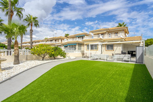 Villa te koop in Los Dolses