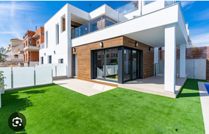 3 bedroom Villa for sale in Los Montesinos