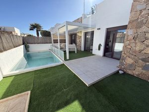 3 slaapkamers Villa te koop in Cabo Roig