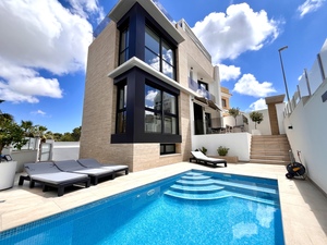 3 bedroom Villa for sale in Villamartin