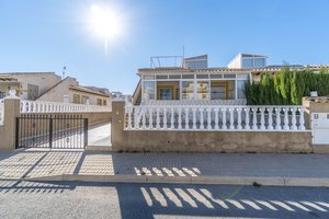 2 bedroom Bungalow for sale in La Zenia