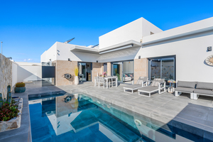 2 slaapkamers Villa te koop in Daya Nueva