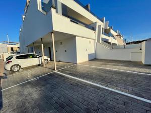 Stunning 2 bed top floor apartment- San Pedro Del Pinatar