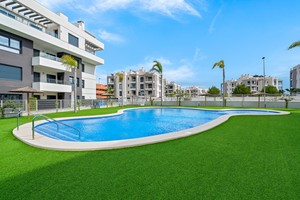 Lovely modern 3 bed apartment in Villamartin